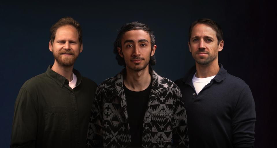 01C Founders_Rupert Aspden CTO (left), Ashkan Dabbagh CEO (middle), James Elkin COO (right)