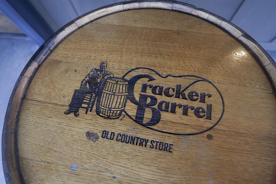 Cracker Barrel Redesigns Its Logo