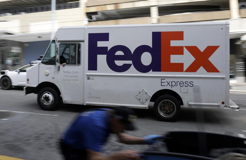 FedEx Reports Quarterly Earnings