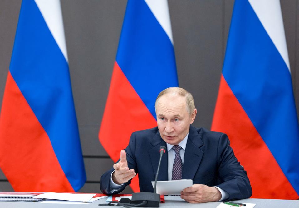 RUSSIA-POLITICS-ARMS