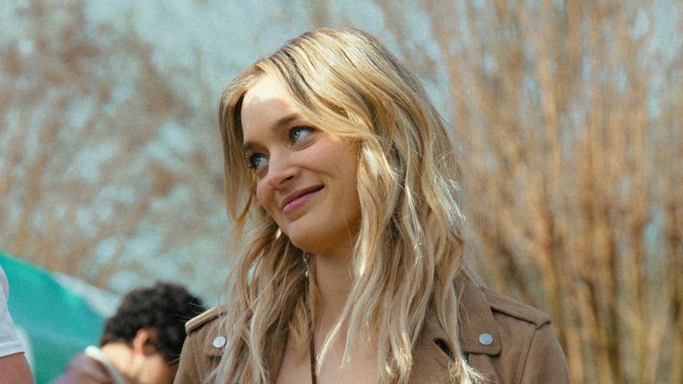 Bella Heathcoate in "Tulsa King" Season 3, Episode 1.