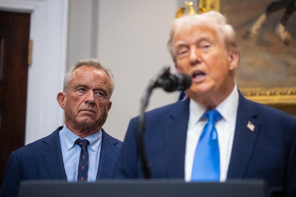 Trump Tells Pregnant Women To Avoid Tylenol Over Autism Fear
