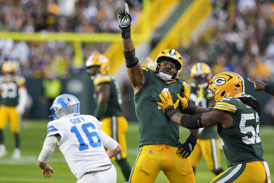 Detroit Lions v Green Bay Packers - NFL 2025