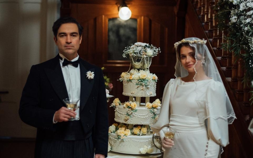 Alfonso Herrera and Nicole Wallace