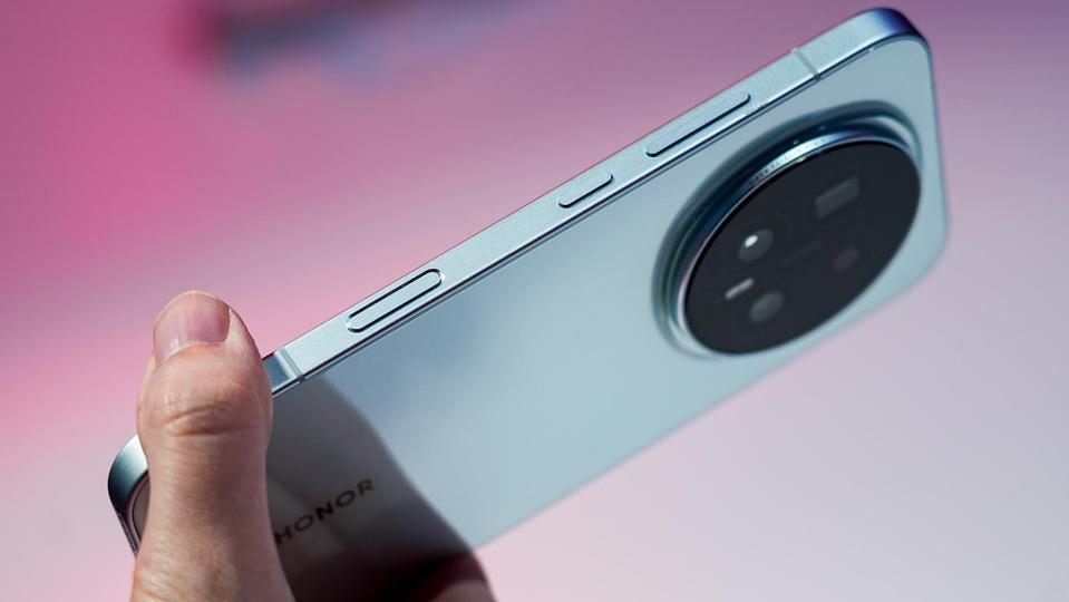 Honor Magic8