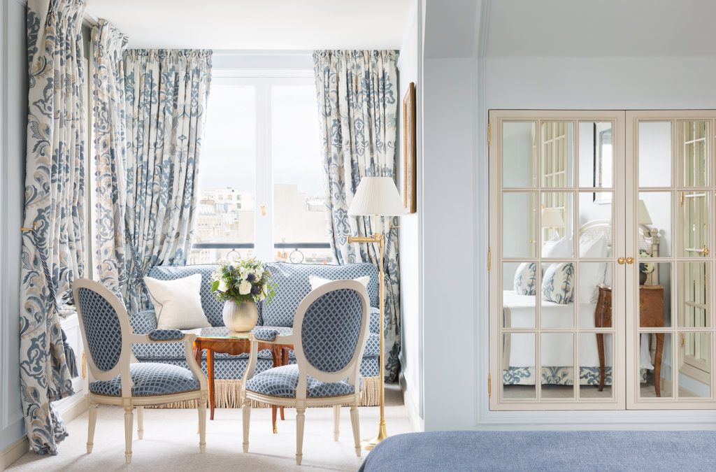 Le Bristol Paris Junior Suite interior