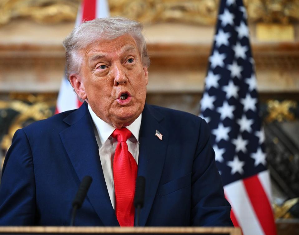 Donald Trump, Trump, tariff dividend, stimulus check, bitcoin, bitcoin price, crypto, stocks, stock market, image