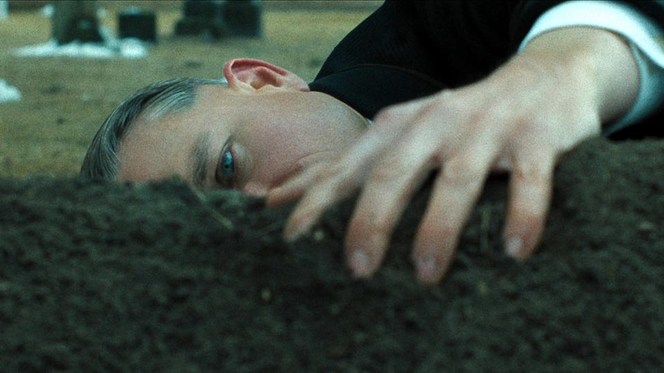 Charlie Hunnam in "Monster: The Ed Gein Story."