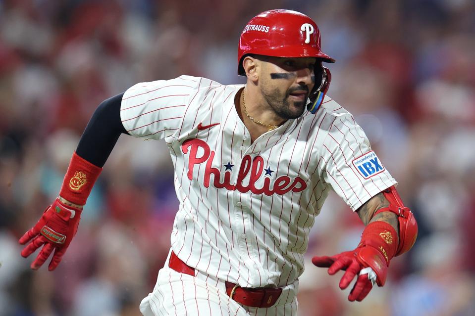 Division Series - Los Angeles Dodgers v Philadelphia Phillies - Game Two