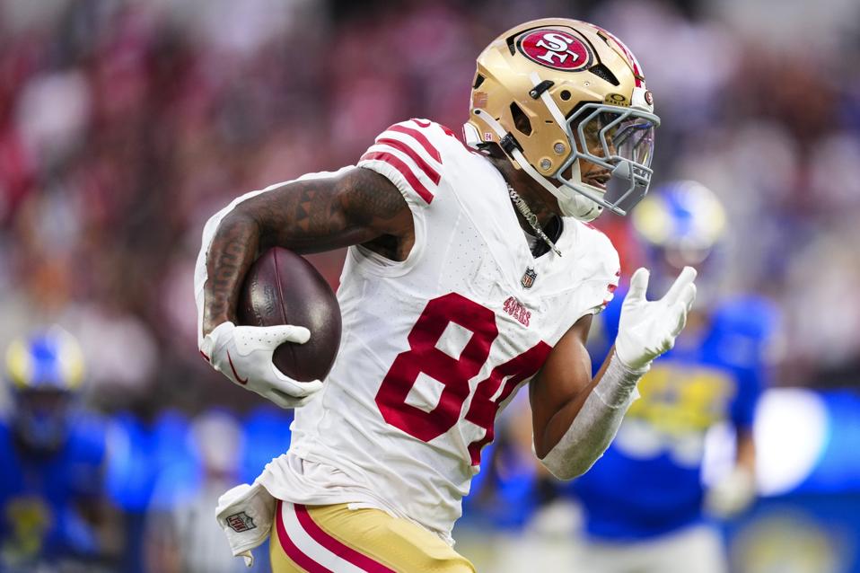 San Francisco 49ers v Los Angeles Rams
