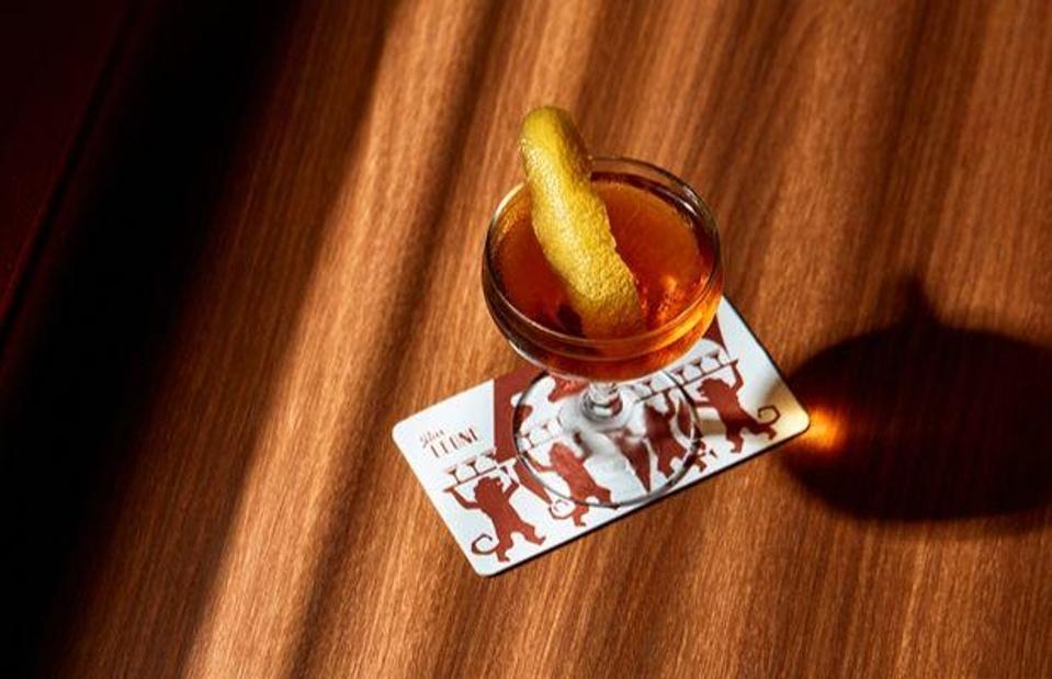 Bar Leone-hero_W50BB25-website-profile