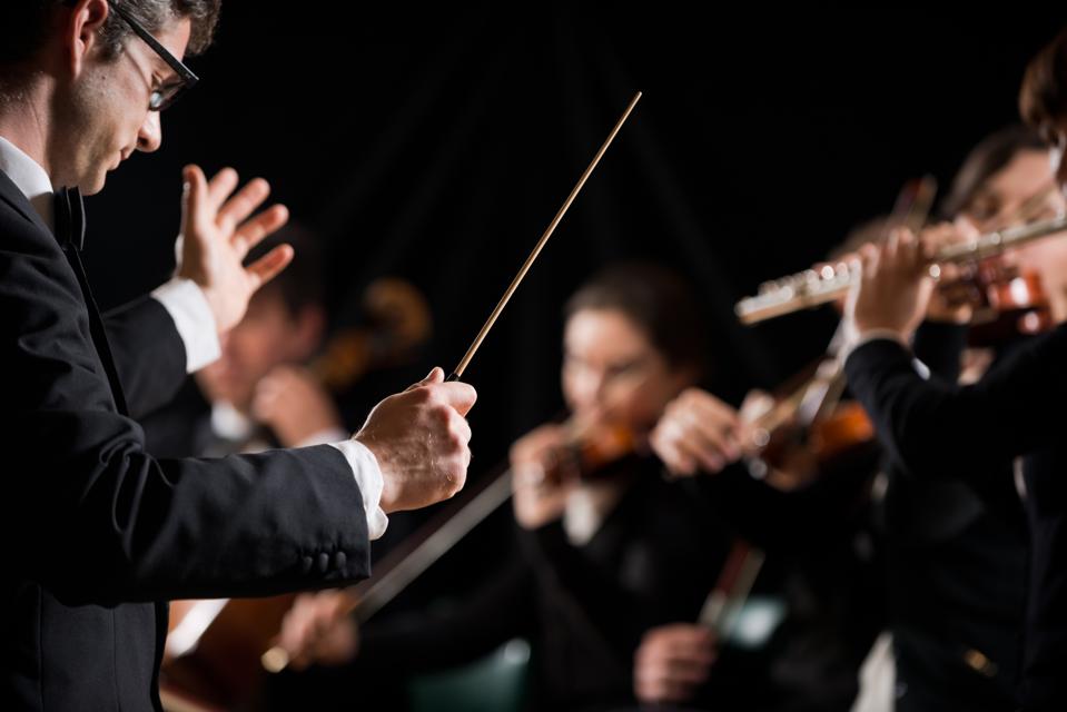 Leading through complexity is orchestrating autonomy and openness in harmony.
