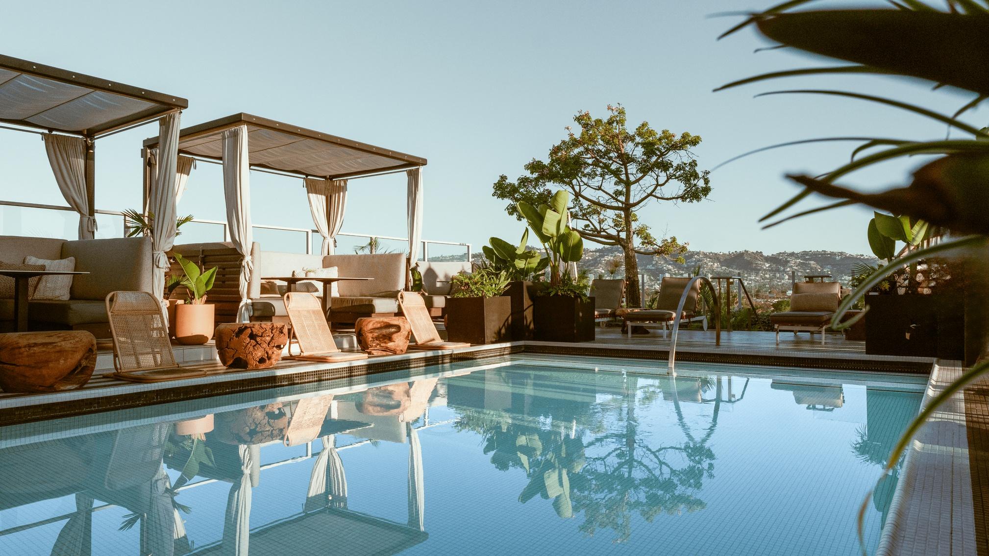 The Kimpton Wilshire pool 