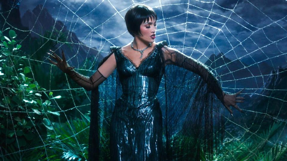 Jennifer Lopez in "Kiss of the Spider Woman."