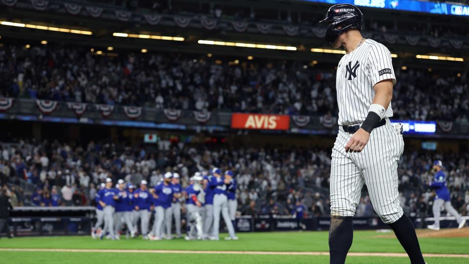 Aaron Judge walking off the field after losing to the Toronto Blue Jays.