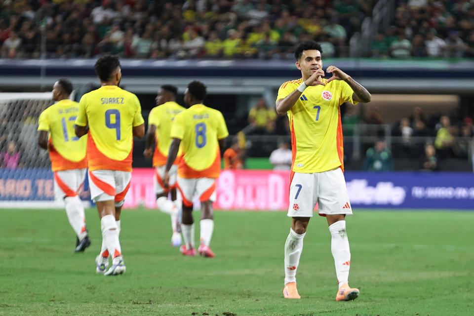 Mexico v Colombia - International Friendly