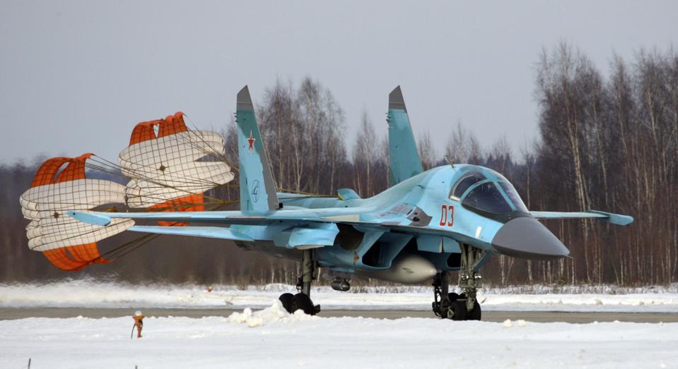 RUSSIA SU-34 Bomber Jet