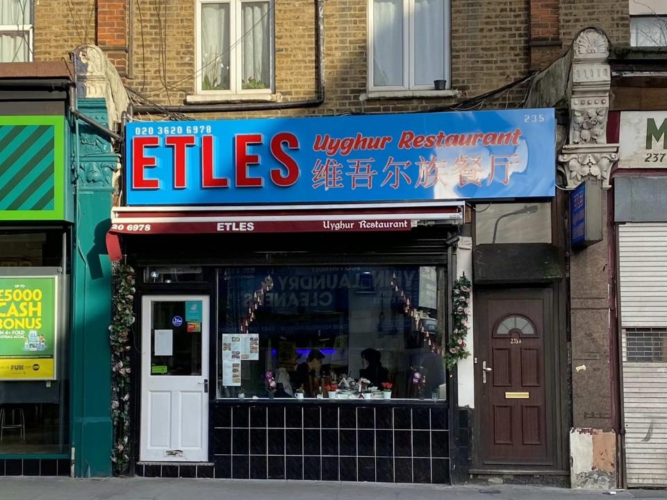 etles uyghur