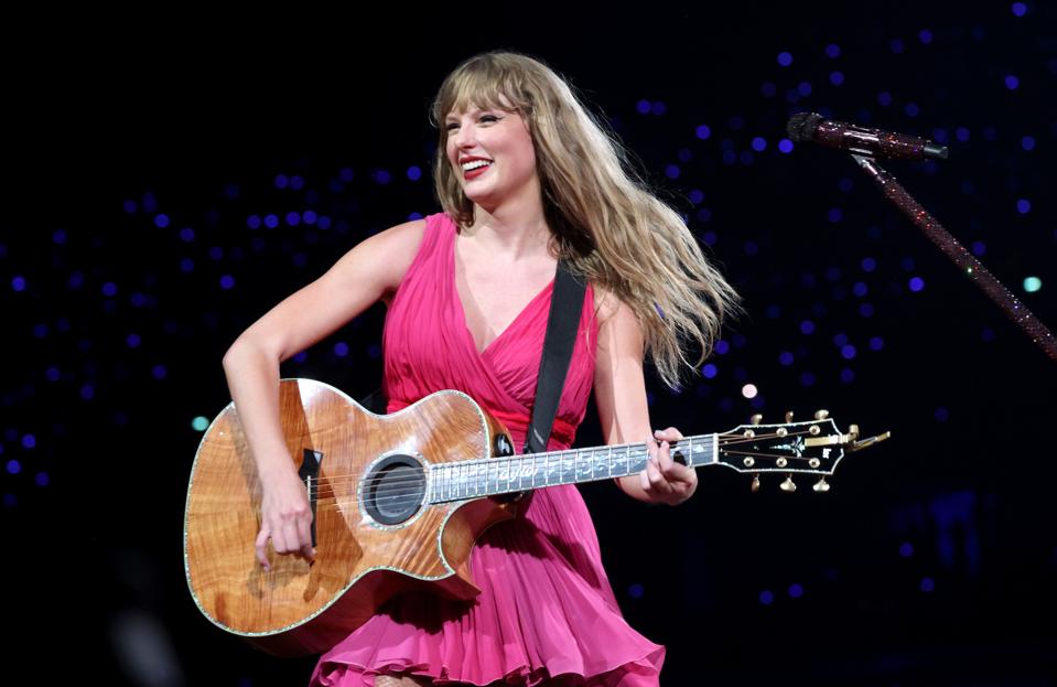 Taylor Swift | The Eras Tour - Paris, France