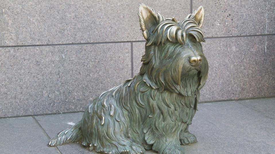 Statue of Fala, Franklin Roosevelt's dog