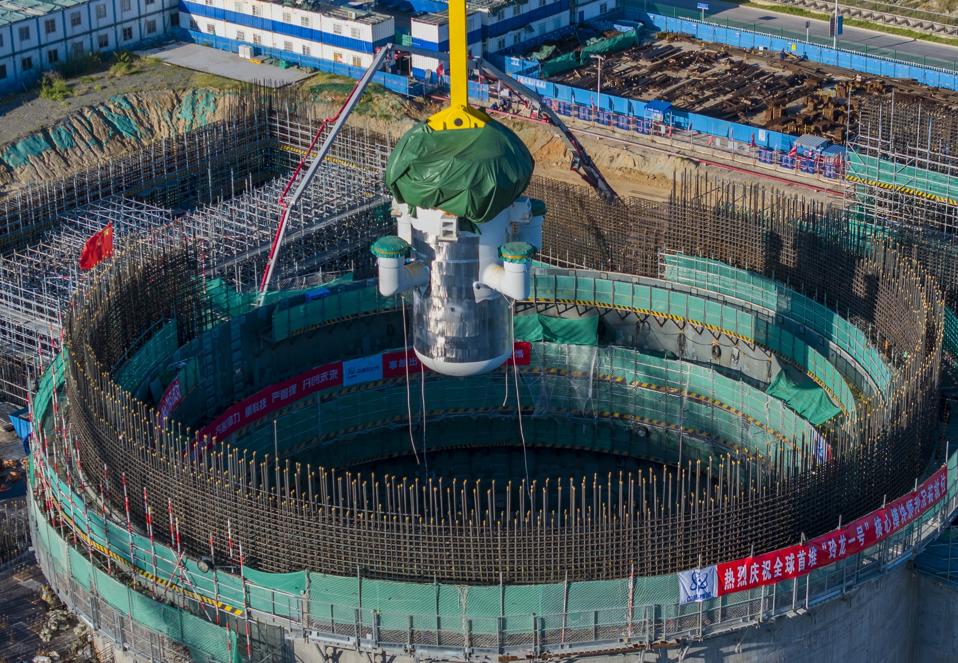 Core Module Of World's First Commercial Small Nuclear Reactor Installed In Hainan