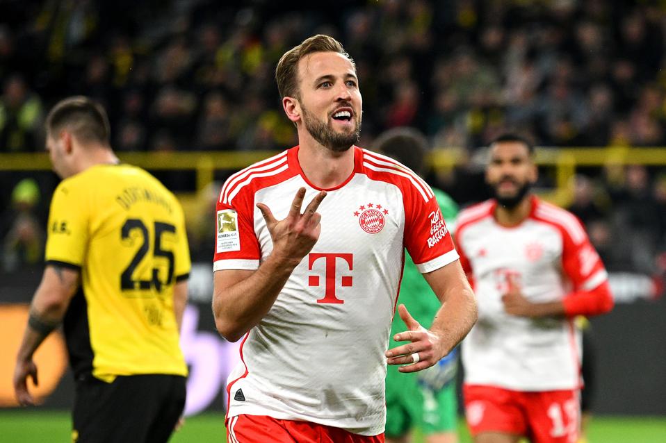Borussia Dortmund v FC Bayern München - Bundesliga
