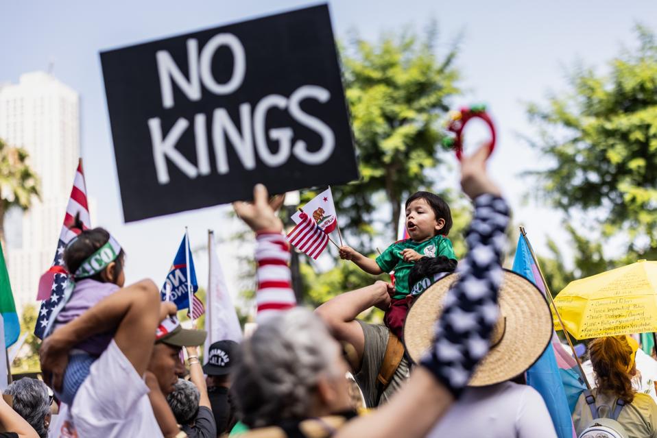 Understanding ‘No Kings’: When Ideals (Not Leaders) Lead