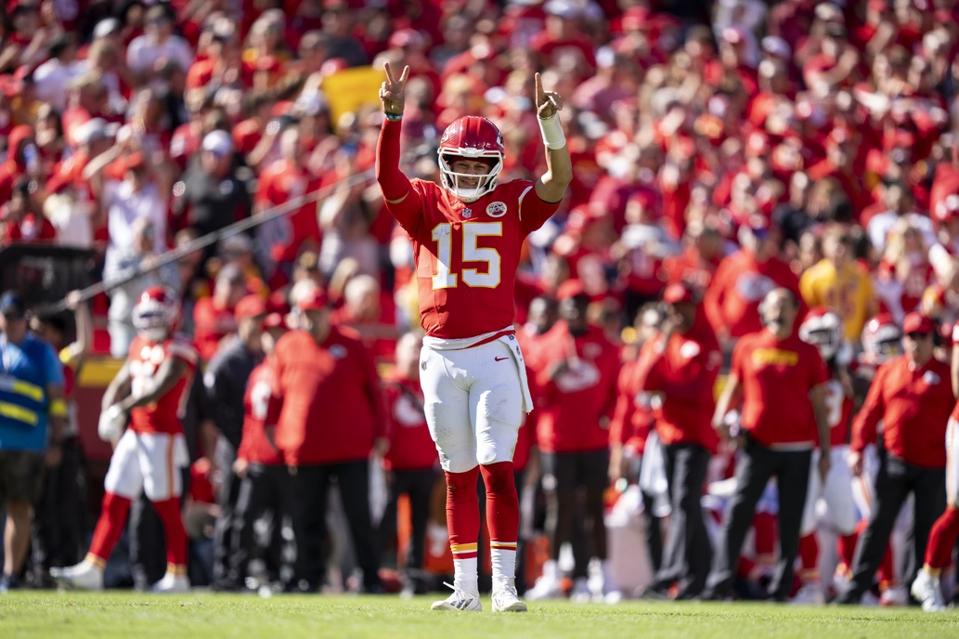 NFL Week 7 Winners And Losers: Pat Mahome Shines, The Giants Collapse