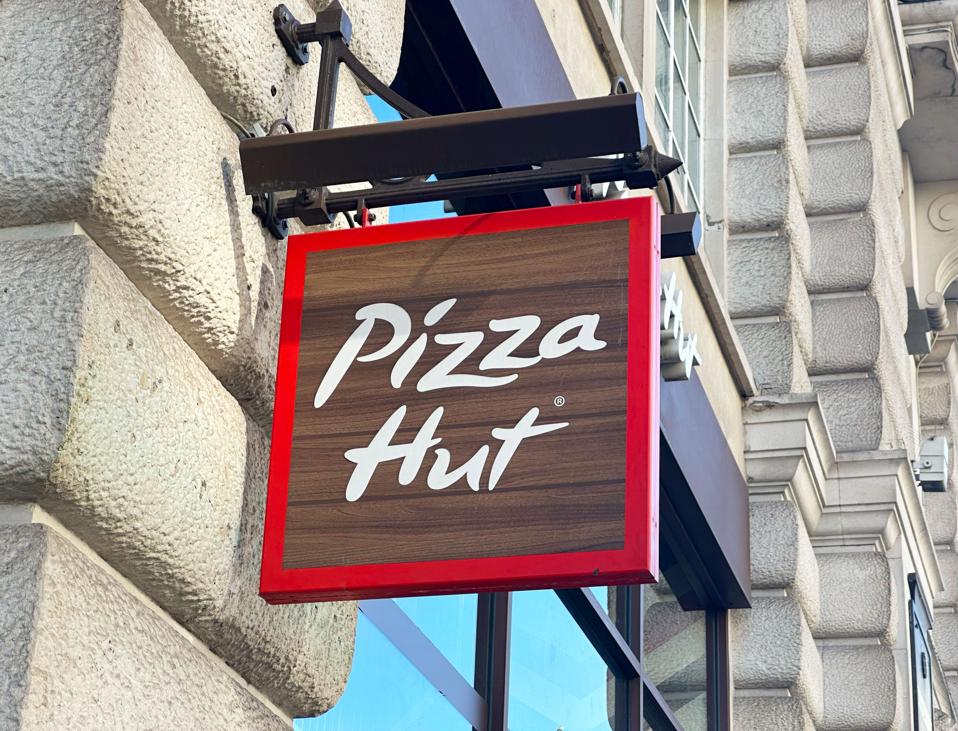 Pizza Hut Shop Exterior Signage, The Strand, London, UK