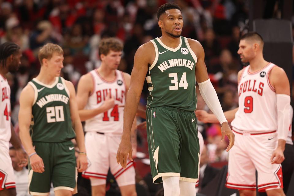 Milwaukee Bucks v Chicago Bulls