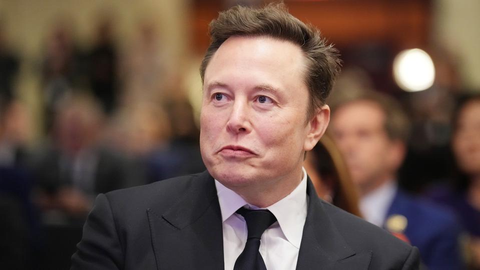 Elon Musk Clashes with NASA Acting Chief Sean Duffy Over Agency Leadership and Moon Mission Contracts