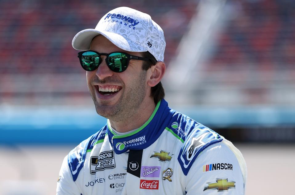 NASCAR Cup Series Shriners Children's 500 - Qualifying