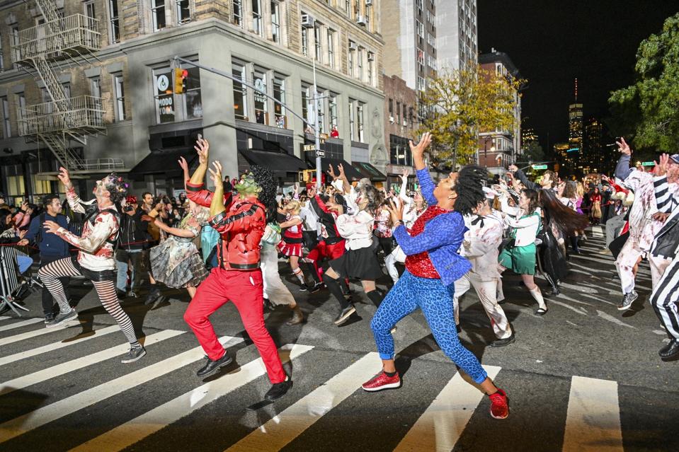 New York Tops WalletHub Halloween List; Gusty Winds Expected