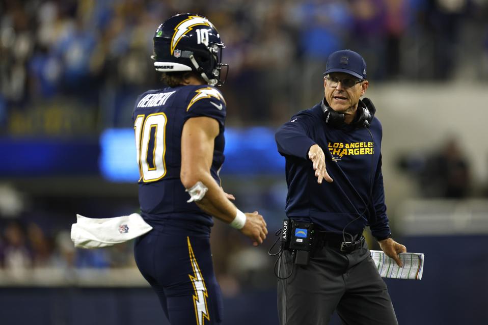 Minnesota Vikings v Los Angeles Chargers