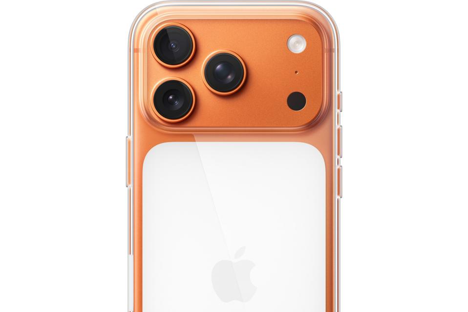 Apple Clear Case With MagSafe cosmic orange
