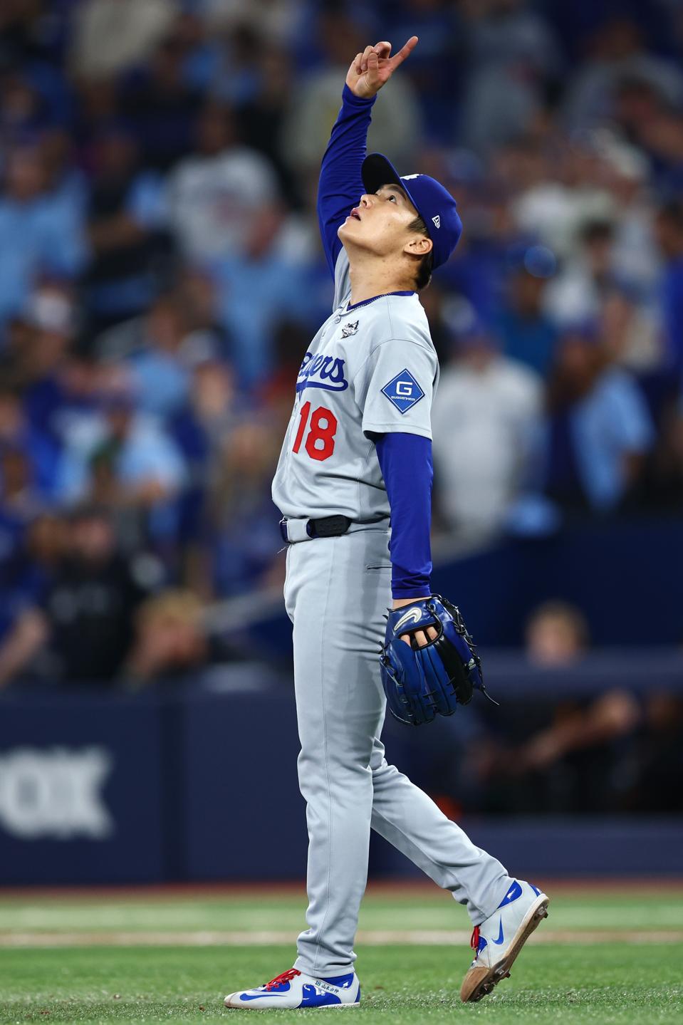 World Series - Los Angeles Dodgers v Toronto Blue Jays - Game Two