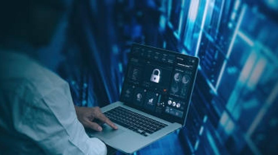 gettyimages-2035601113-612x612 (2)