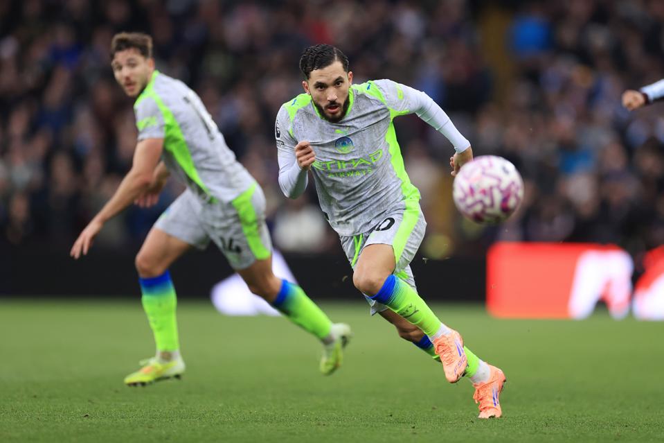 Aston Villa v Manchester City - Premier League