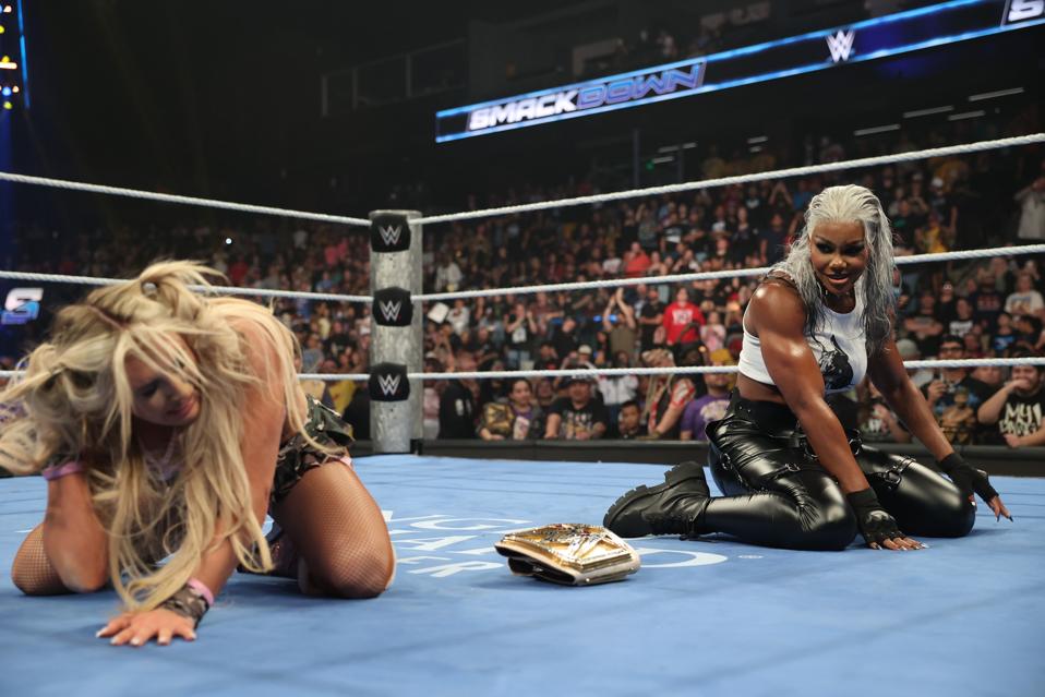 स्मैक डाउन
