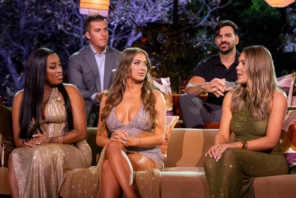 Love Is Blind. (L to R) Kalybriah, Nick Amato, Madison Maidenberg, Anton Yarosh, Megan Walerius in episode 913 of Love Is Blind.