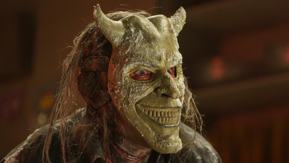 एथन हॉक अंदर "ब्लैक फ़ोन 2."