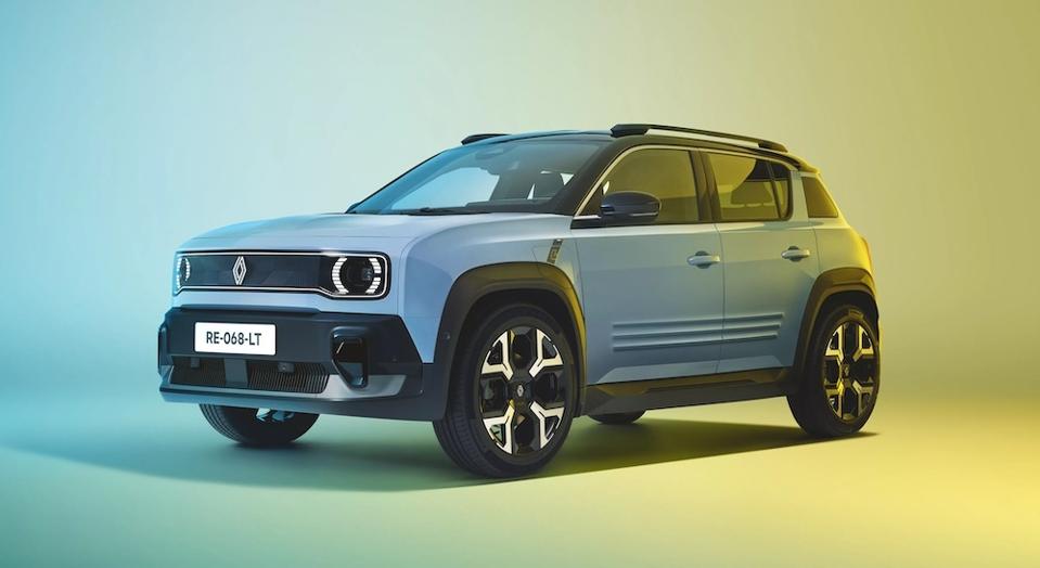 2025 Lexus LX700h Hybrid SUV Debuts with Premium Features