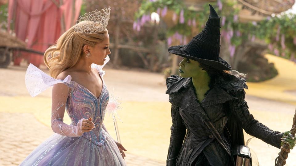 एरियाना ग्रांडे और सिंथिया एरिवो "दुष्ट: भलाई के लिए."