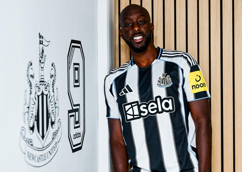 Newcastle United Unveil New Signing Yoane Wissa