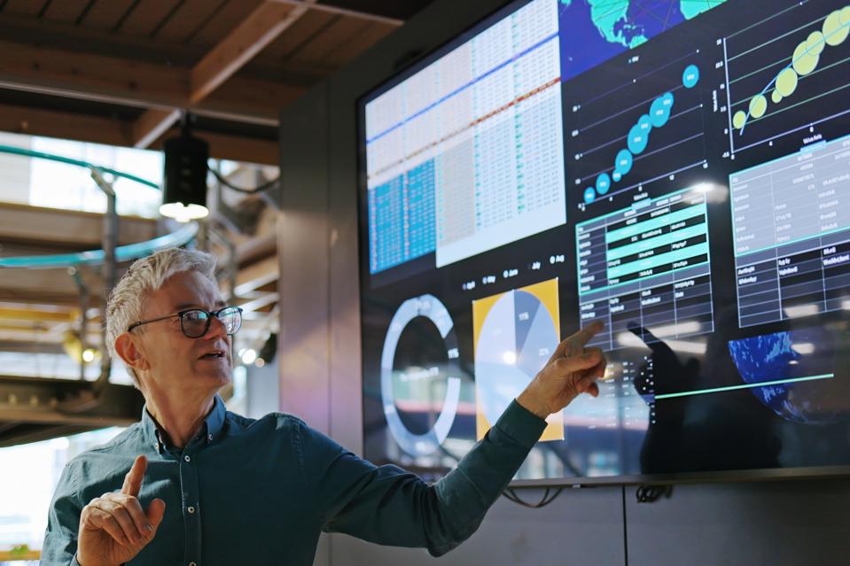 Lecture global business