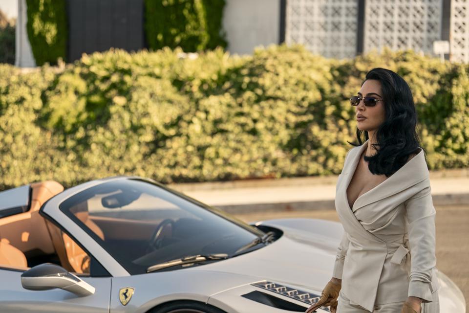 ALL’S FAIR - “102” - A team of female divorce attorneys leave a male-dominated firm to open their own powerhouse practice. Fierce, brilliant, and emotionally complicated, they navigate high-stakes breakups, scandalous secrets, and shifting allegiances—both in the courtroom and within their own ranks. In a world where money talks and love is a battleground, these women don’t just play the game—they change it. (Disney/Ser Baffo) KIM KARDASHIAN