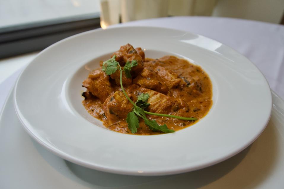 Thanksgiving Dishes: Restaurants, Editors, Potluck Tips