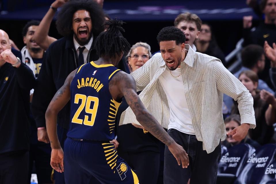 Golden State Warriors v Indiana Pacers