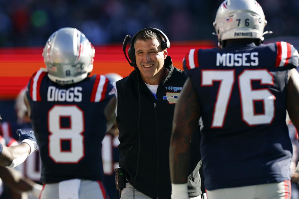 पैट्रियट्स 24, फाल्कन्स 23: न्यू इंग्लैंड ने देर से चार्ज बरकरार रखते हुए लगातार छठी जीत हासिल की