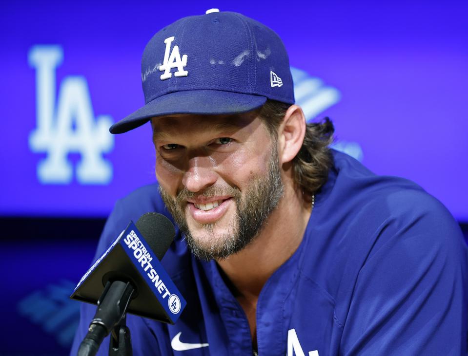 San Francisco Giants v Los Angeles Dodgers